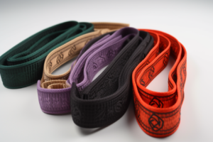 elastic logo webbing, fine details