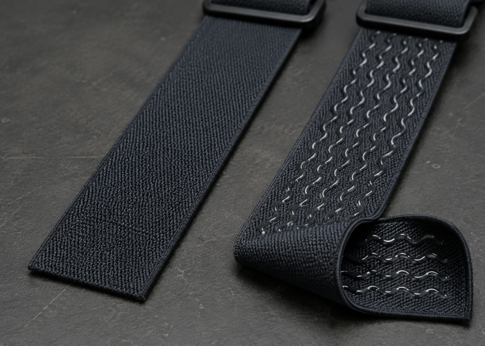 Elastic headlamp strap webbing with and without silicone grip