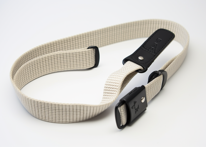 polyester chest strap, white with buckle